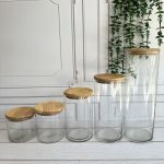 بانکه شیشه ای گرد در چوبی